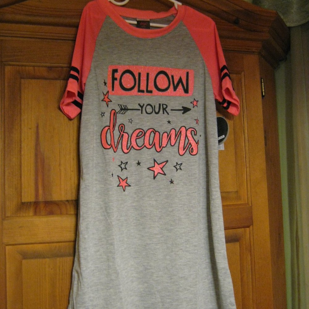 NWT Angel Face Girl's Sleepwear Follow Your Dreams Size 12
